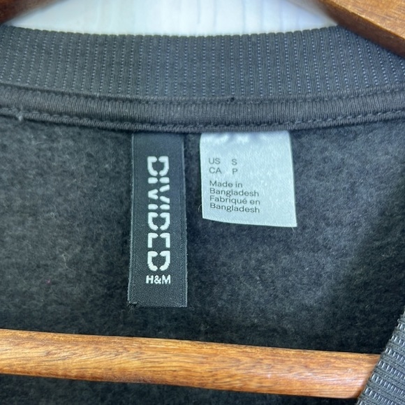 H&M - Desolate Tiger One Vision The Tour Colorful Graphic Crop Sweatshirt Small - Picture 8 of 9